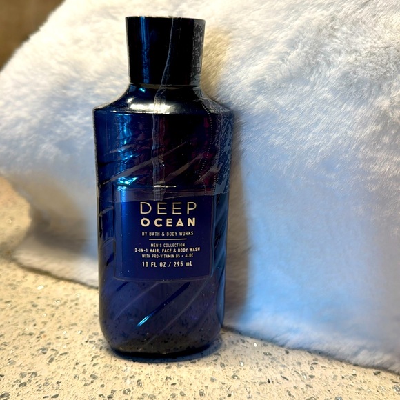 Bath & body works deep Ocean 3-1 body wash - Picture 5 of 5
